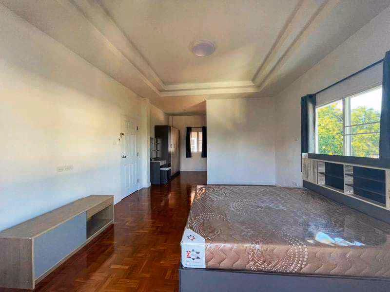 4 Bedroom House For Sale in Ban Waen, Hang Dong, Chiang Mai - Image 10
