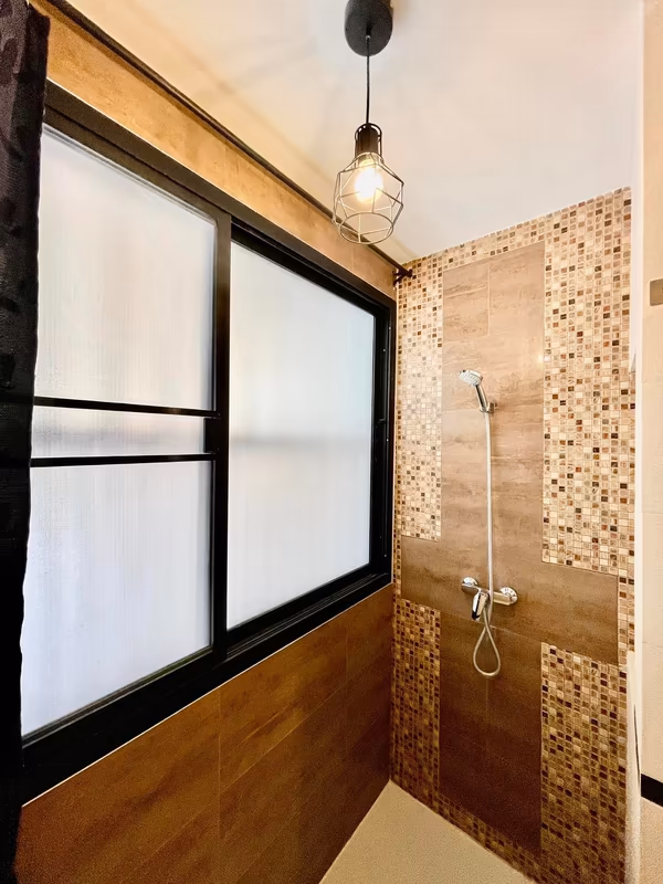 4 Bedroom House For Rent in Bang Kapi, Huai Khwang, Bangkok - Image 10