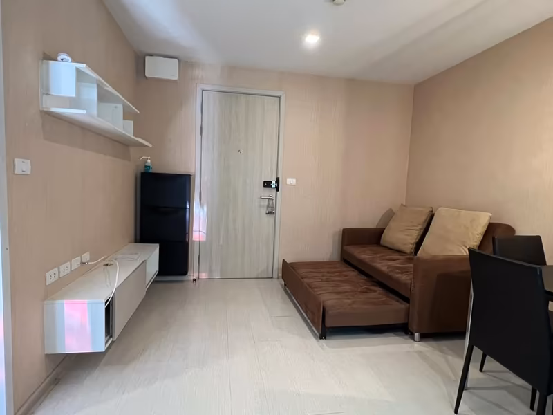 Condolette Pixel Sathorn - Image 1
