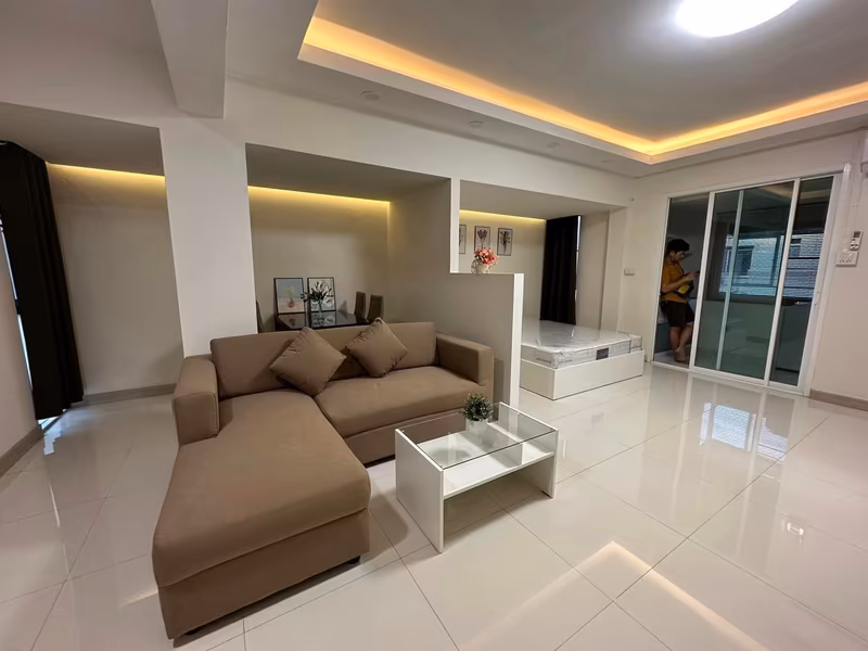 Sri Anan Condo Town - Image 3