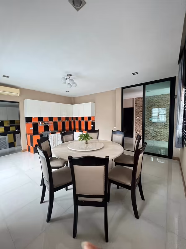 5 Bedroom House For Rent in Nong Hoi, Mueang Chiang Mai, Chiang Mai - Image 10