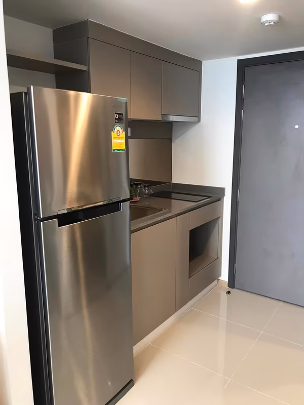 properties%2FqB6pERmjmi2t9OmrK3m9%2Fimages%2Fstudio-for-rent-in-bang-kapi-5-low-res.avif