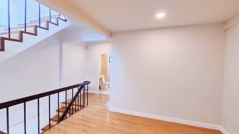 3 Bedroom Townhouse For Sale in Chang Khlan, Mueang Chiang Mai, Chiang Mai - Image 9