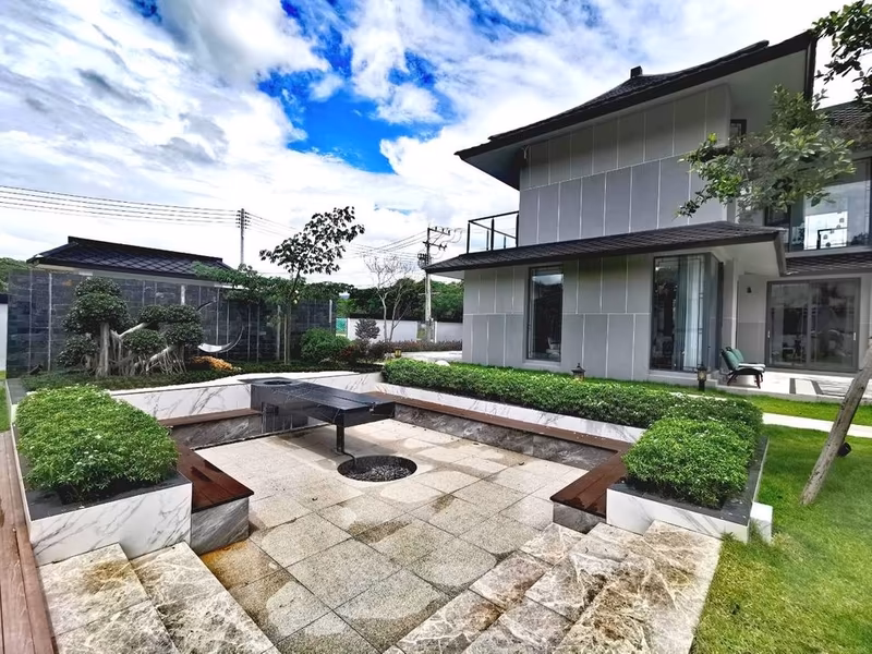 4 Bedroom House For Sale in Pa Phai, San Sai, Chiang Mai - Image 1