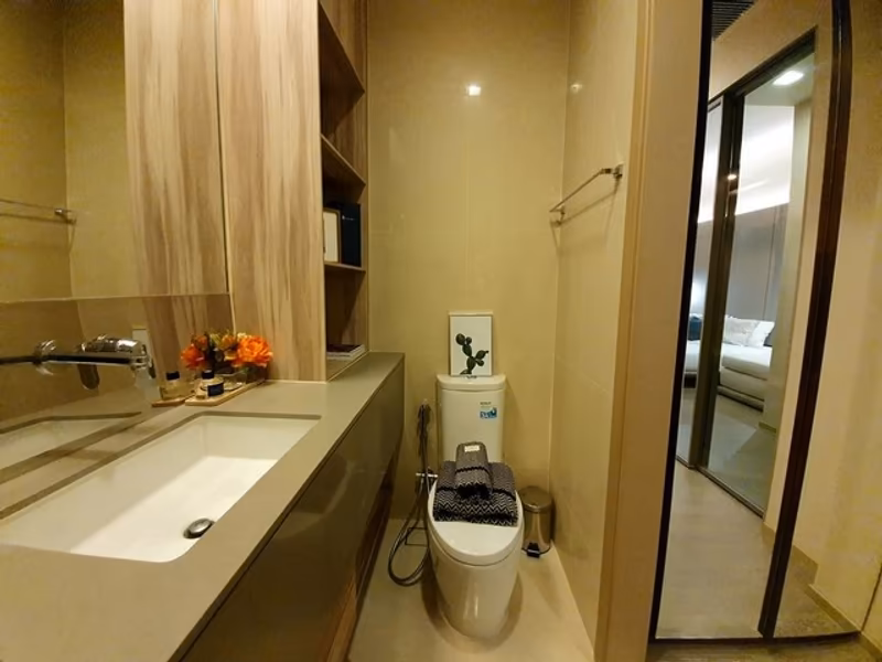 THE ESSE Asoke - Image 3