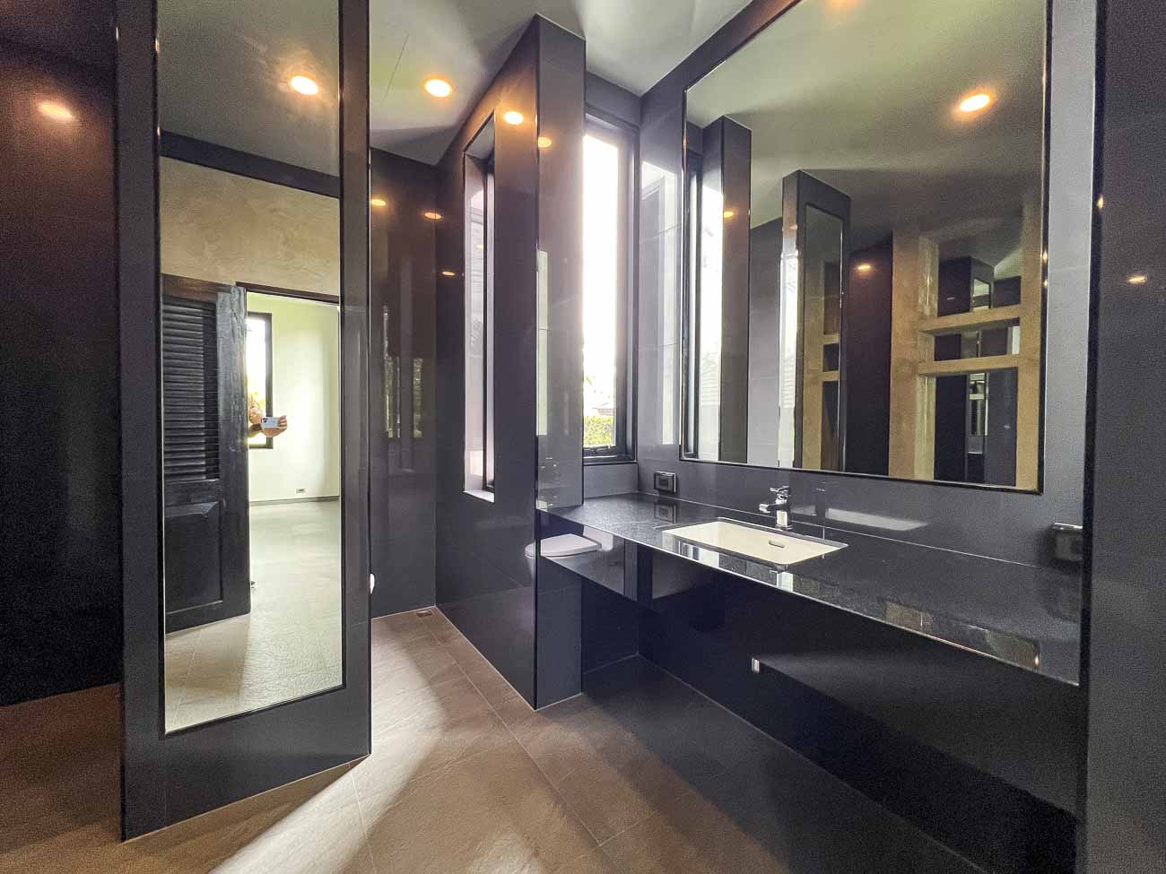 6 Bedroom House For Sale in Huai Sai, Mae Rim, Chiang Mai - Image 28