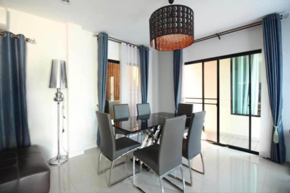 Vararom Premium City Hall - Image 6