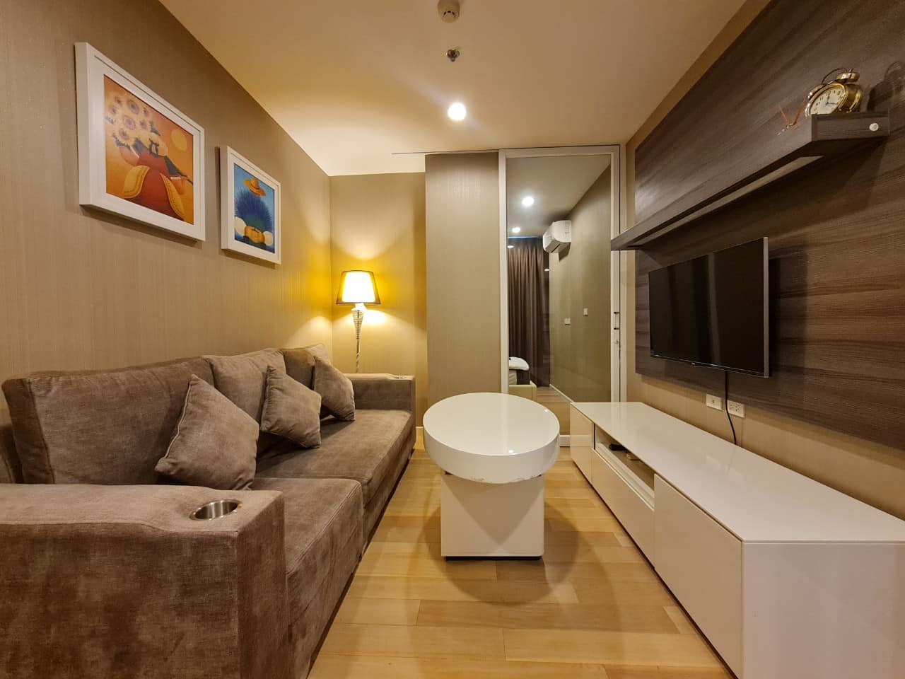 15 Sukhumvit Residences - Image 1
