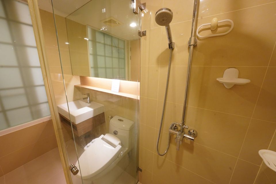 15 Sukhumvit Residences - Image 4