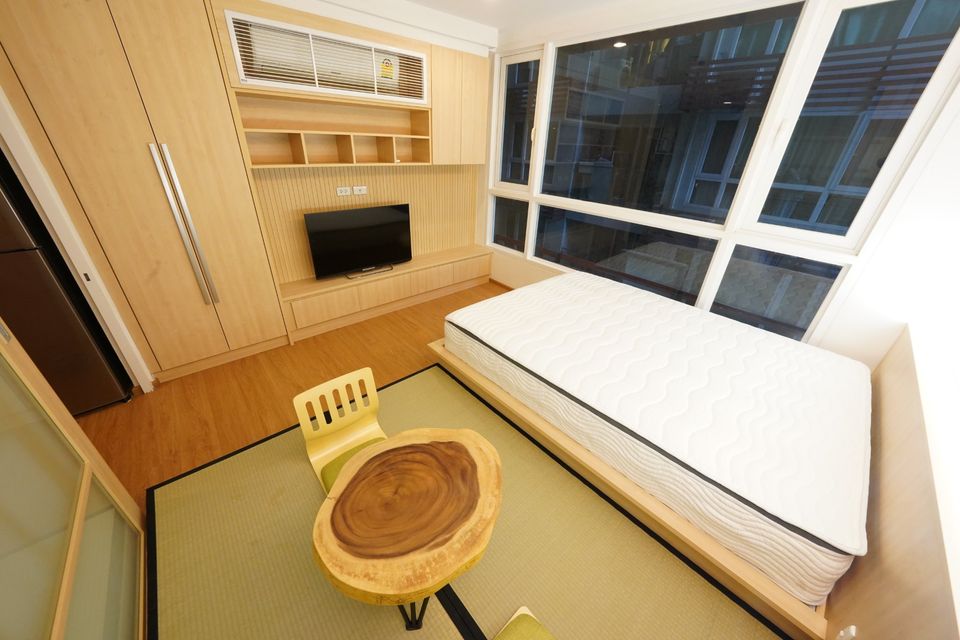 15 Sukhumvit Residences - Image 1