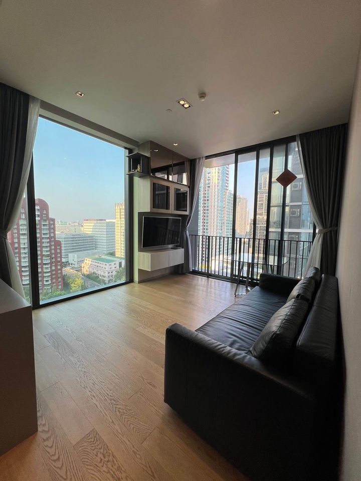28 Chidlom by SC Asset - Image 1