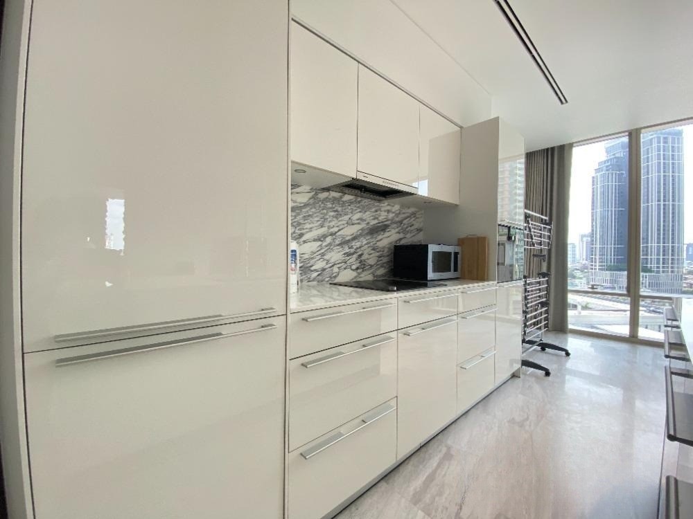 Four Seasons Private Residences - Image 5