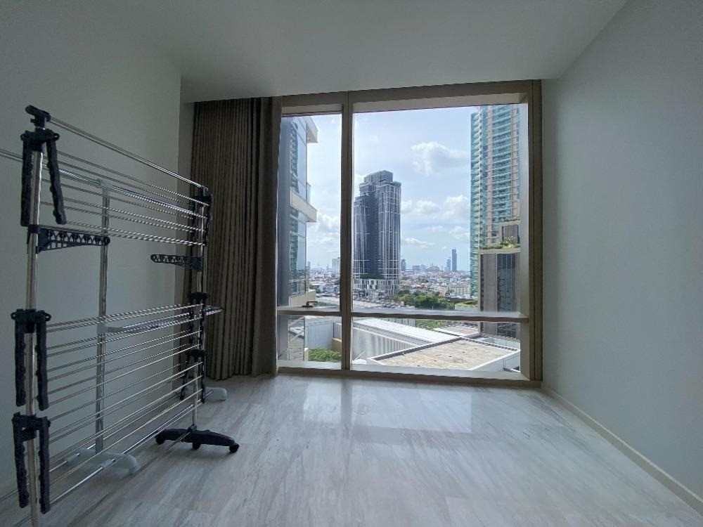 Four Seasons Private Residences - Image 6