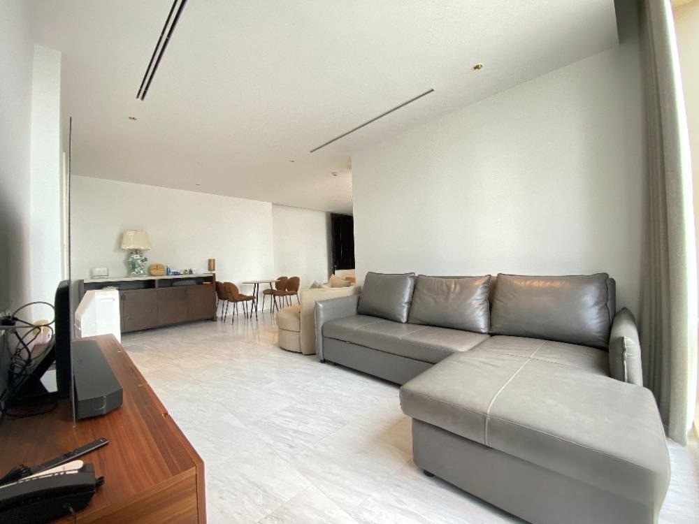 Four Seasons Private Residences - Image 4