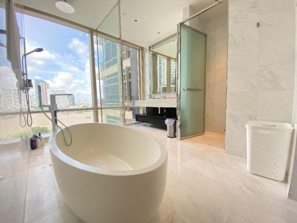 Four Seasons Private Residences - Image 7