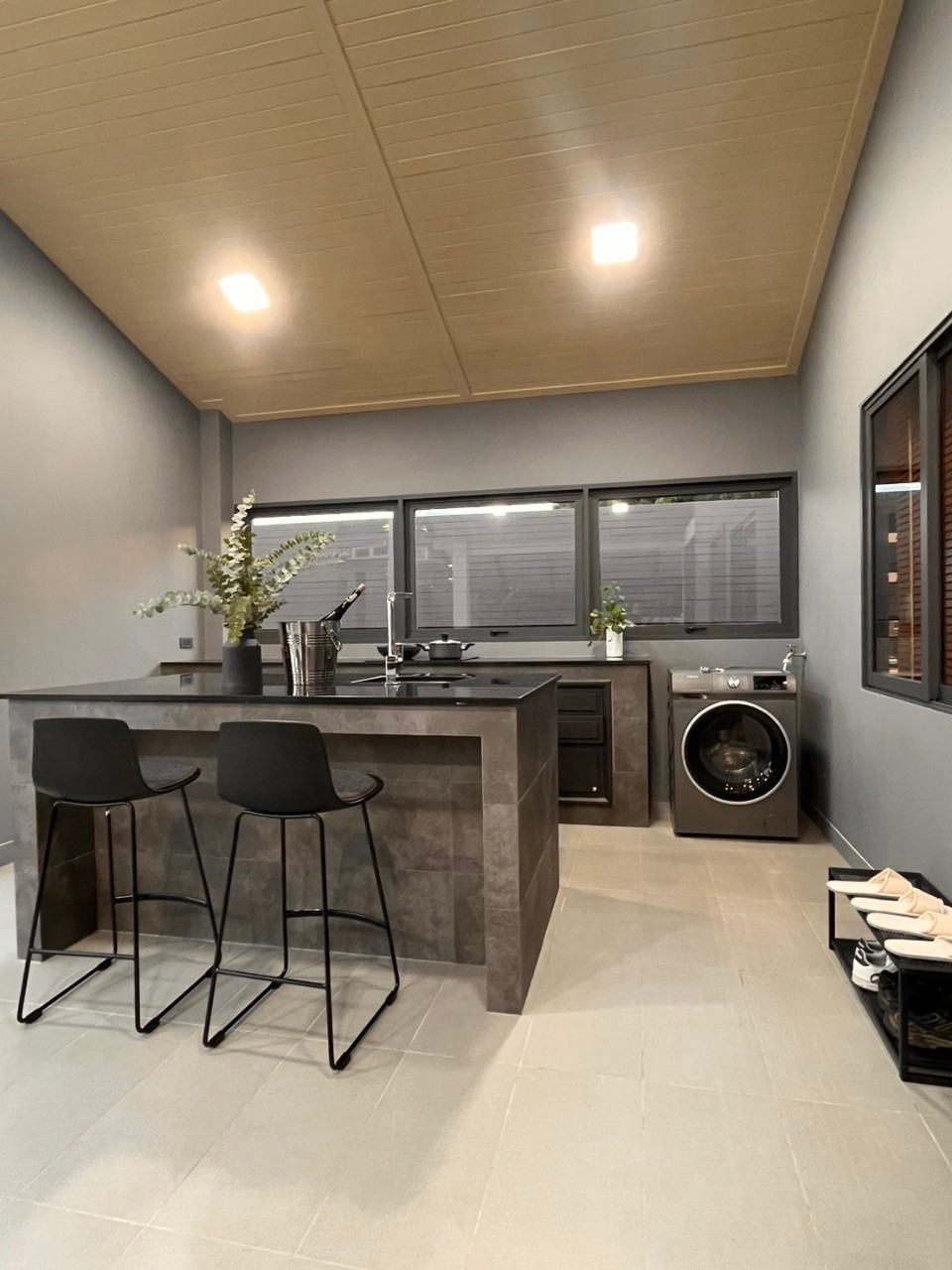 4 Bedroom House For Sale in Hang Dong, Hang Dong, Chiang Mai - Image 4
