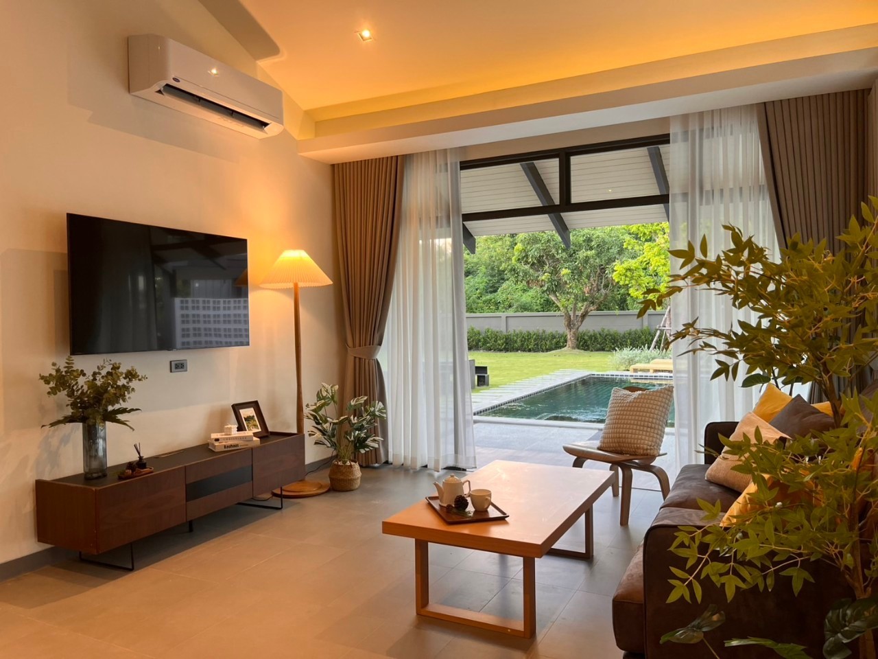 4 Bedroom House For Sale in Hang Dong, Hang Dong, Chiang Mai - Image 3