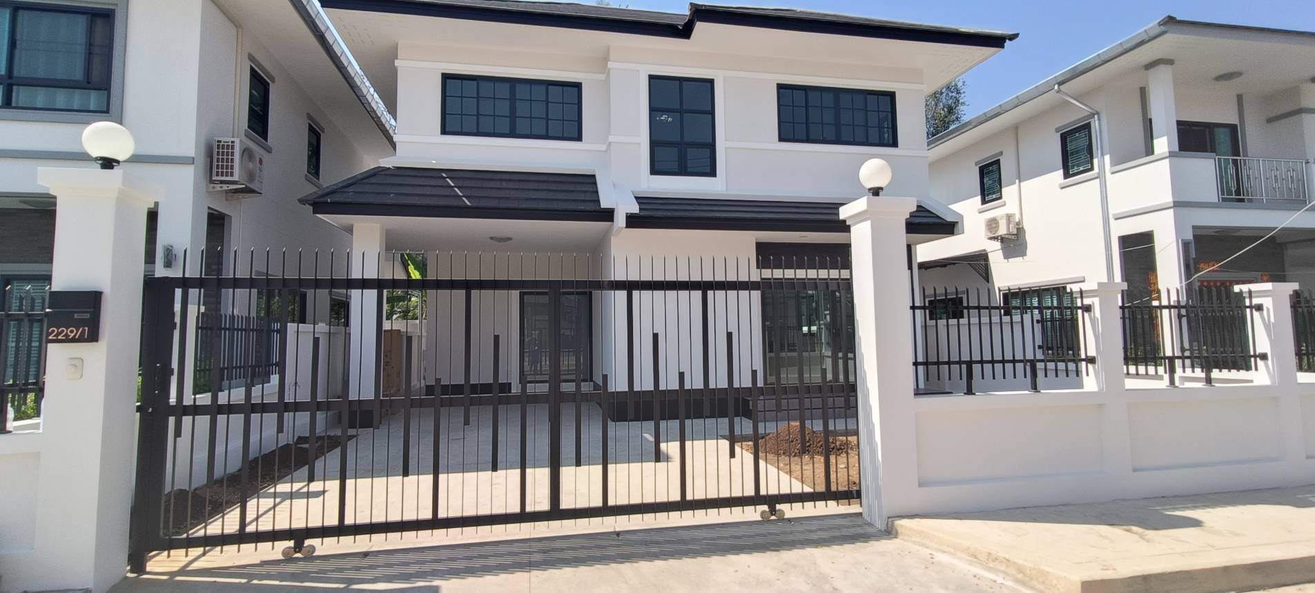 Jaikaew Arawan 31 - Image 1