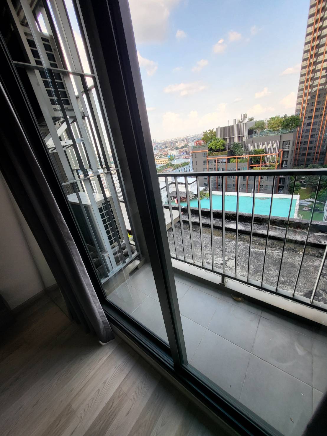 1 Bedroom Condo For Sale in Huai Khwang, Huai Khwang, Bangkok - Image 6