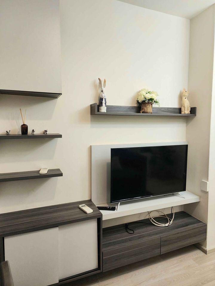 1 Bedroom Condo For Sale in Huai Khwang, Huai Khwang, Bangkok - Image 2