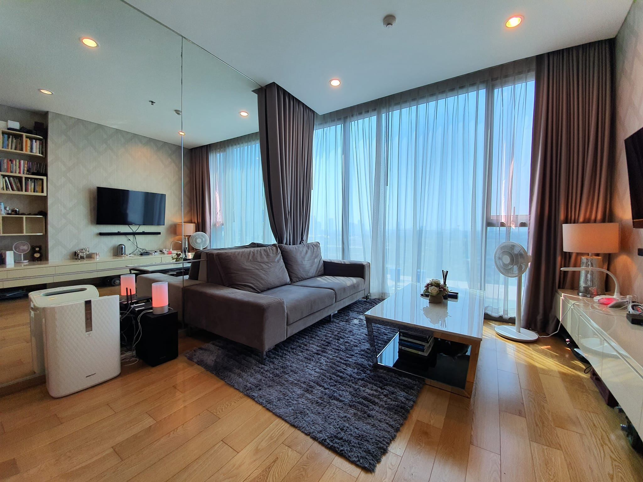 1 Bedroom Condo For Sale in Chong Nonsi, Yan Nawa, Bangkok - Image 1