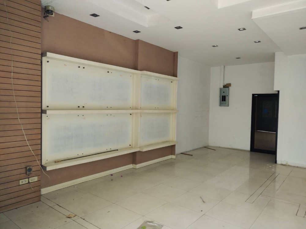  พื้นที่ค้าปลีก  ใน บางโพงพาง, ยานนาวา, กรุงเทพมหานคร - Image 8