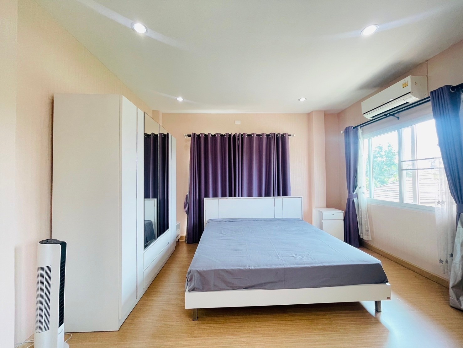 The Luxury Home - Image 6
