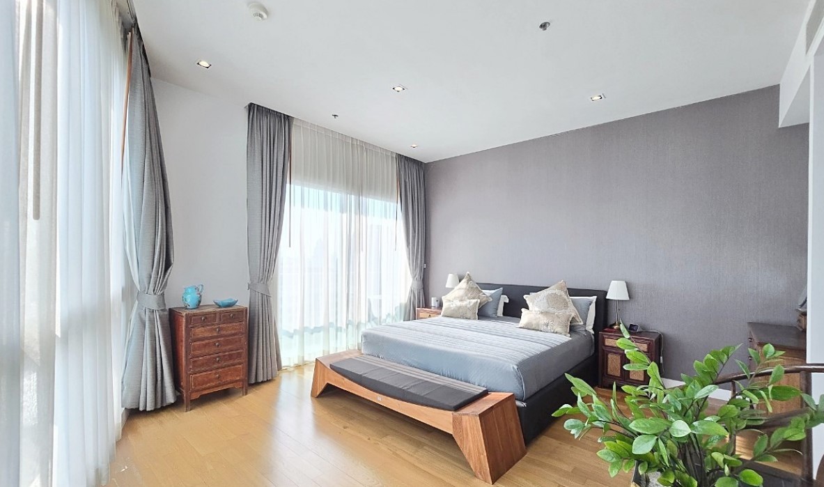 Millennium Residence - Image 4