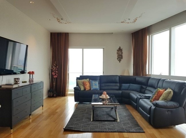 Millennium Residence - Image 1