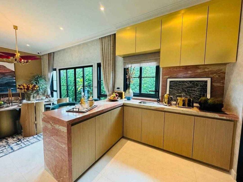 4 Bedroom House For Sale in San Phisuea, Mueang Chiang Mai, Chiang Mai - Image 4