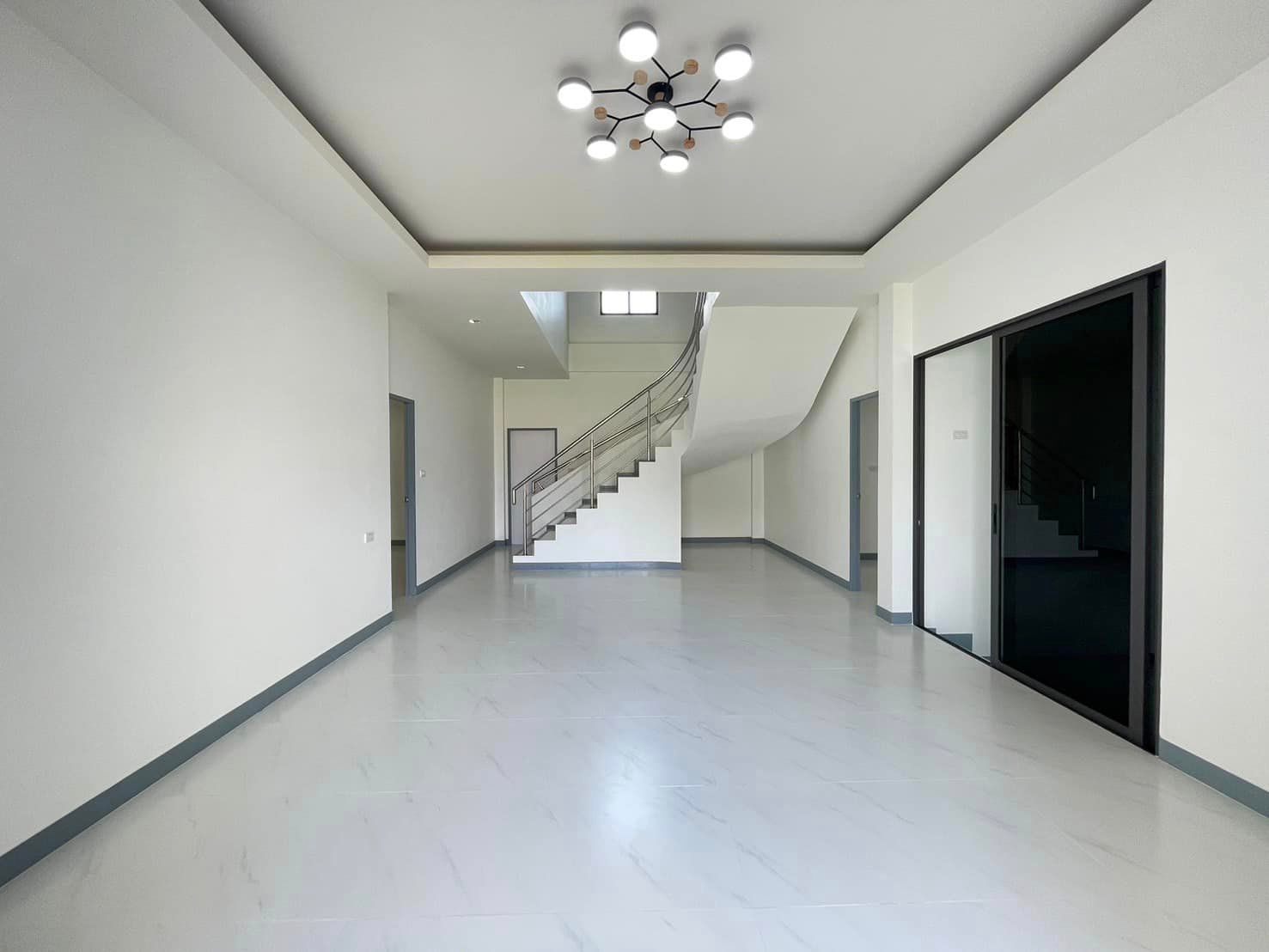 4 Bedroom House For Sale in Nong Chom, San Sai, Chiang Mai - Image 2