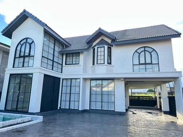 4 Bedroom House For Rent in Pa Tan, Mueang Chiang Mai, Chiang Mai - Image 3