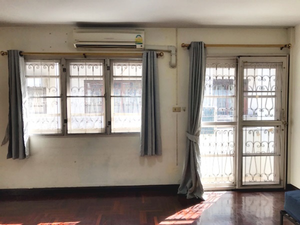 3 卧室 联排别墅  在  - Image 10