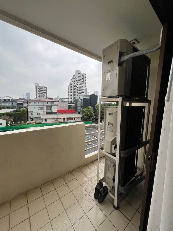 Premier Condominium - Image 10