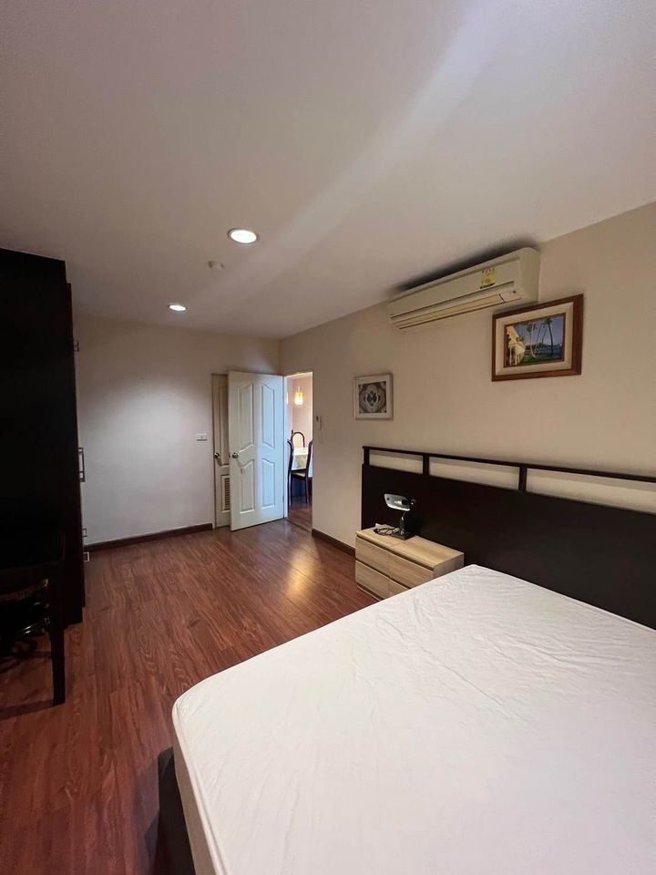 Premier Condominium - Image 20