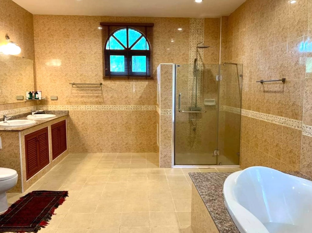 3 Bedroom House For Sale in San Pa Pao, San Sai, Chiang Mai - Image 10