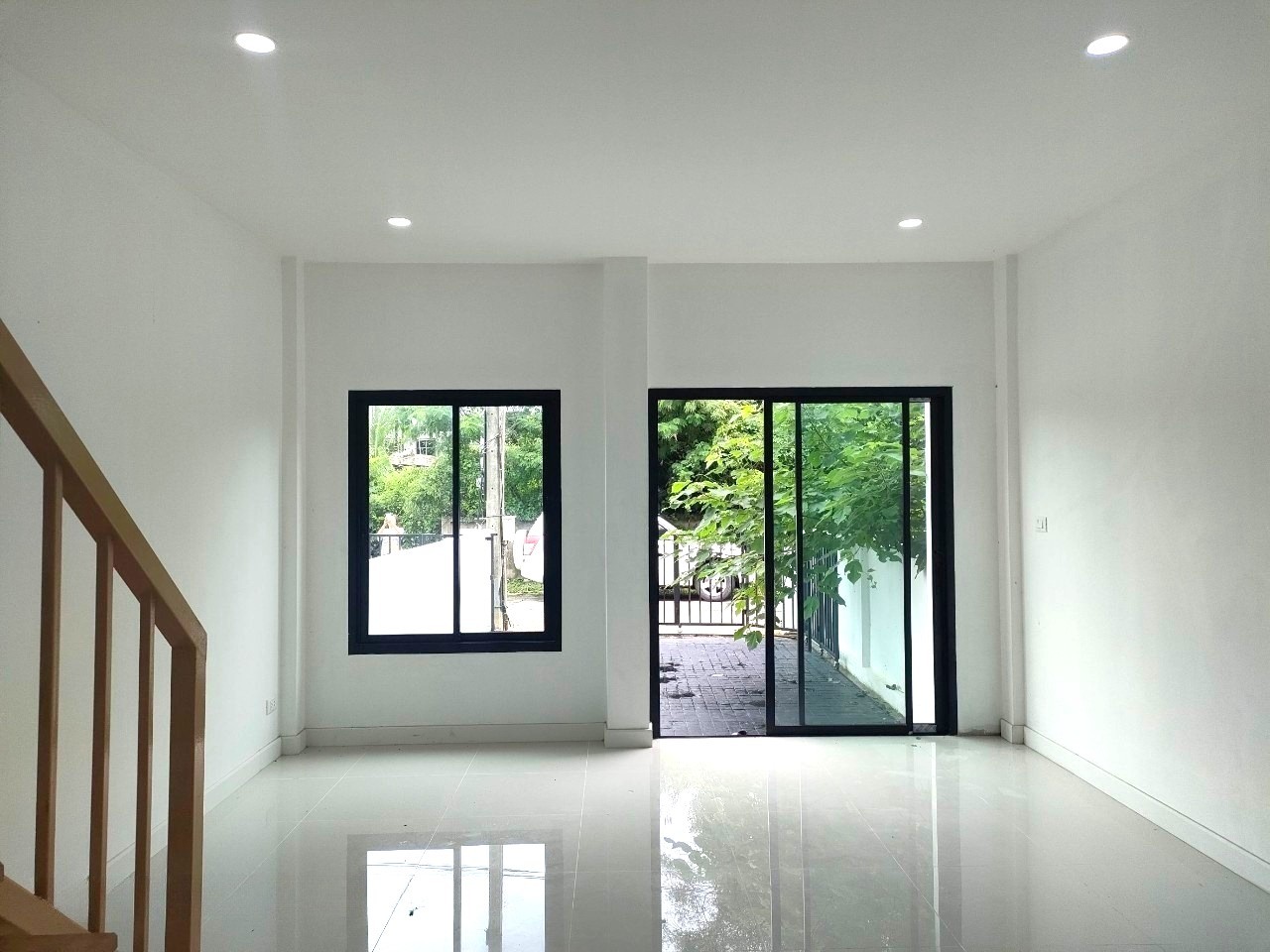 2 Bedroom Townhouse For Sale in San Sai Noi, San Sai, Chiang Mai - Image 2