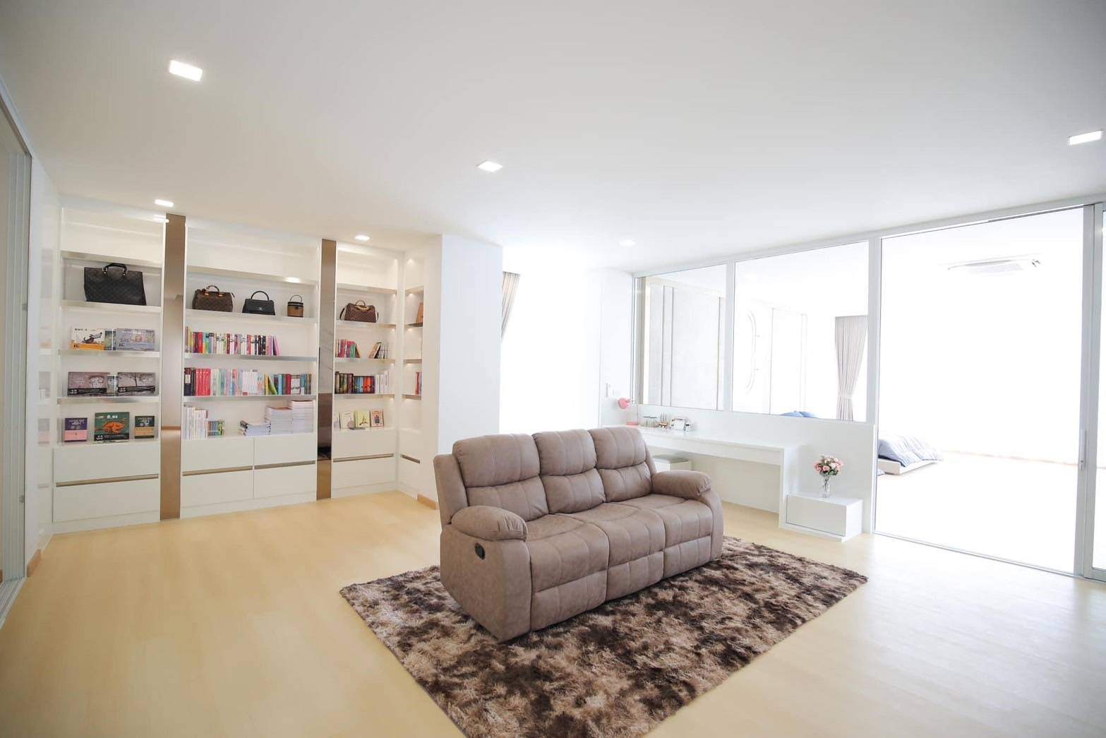 6 Bedroom House For Sale in Tha Wang Tan, Saraphi, Chiang Mai - Image 15