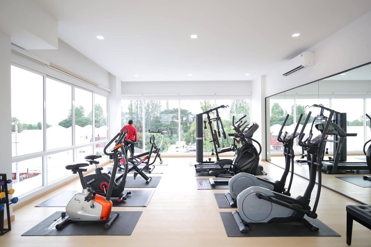 6 Bedroom House For Sale in Tha Wang Tan, Saraphi, Chiang Mai - Image 9