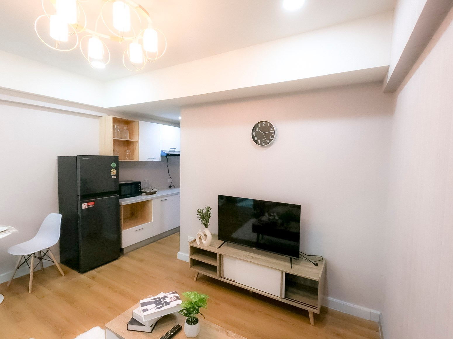 Seven Star Condo - Image 2