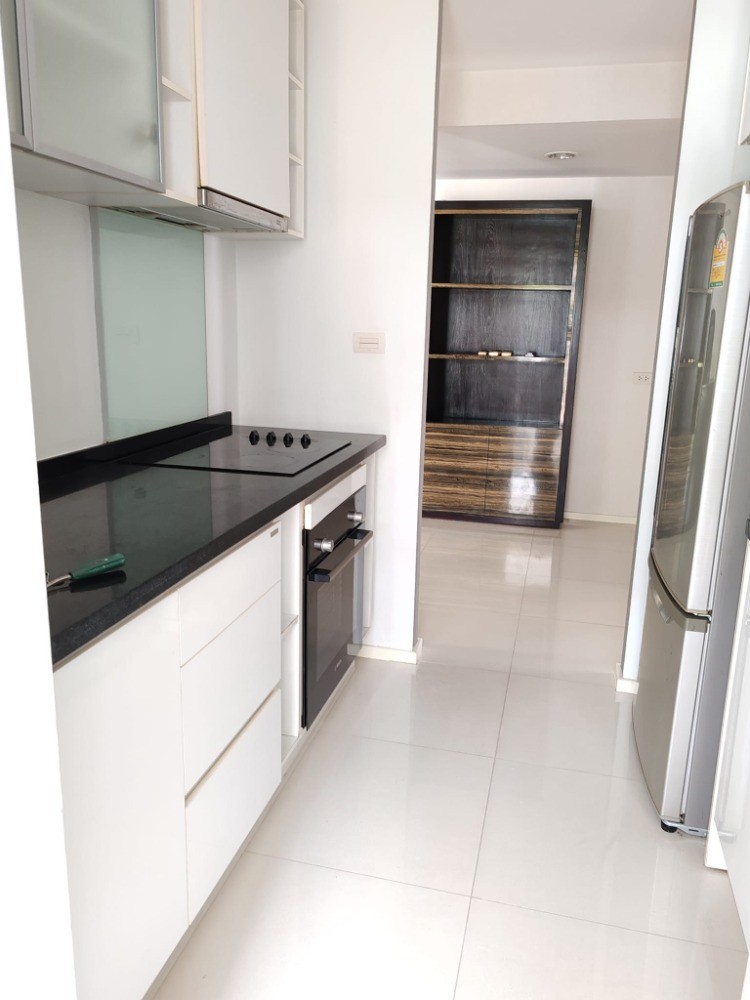 Siri Residence - Image 13