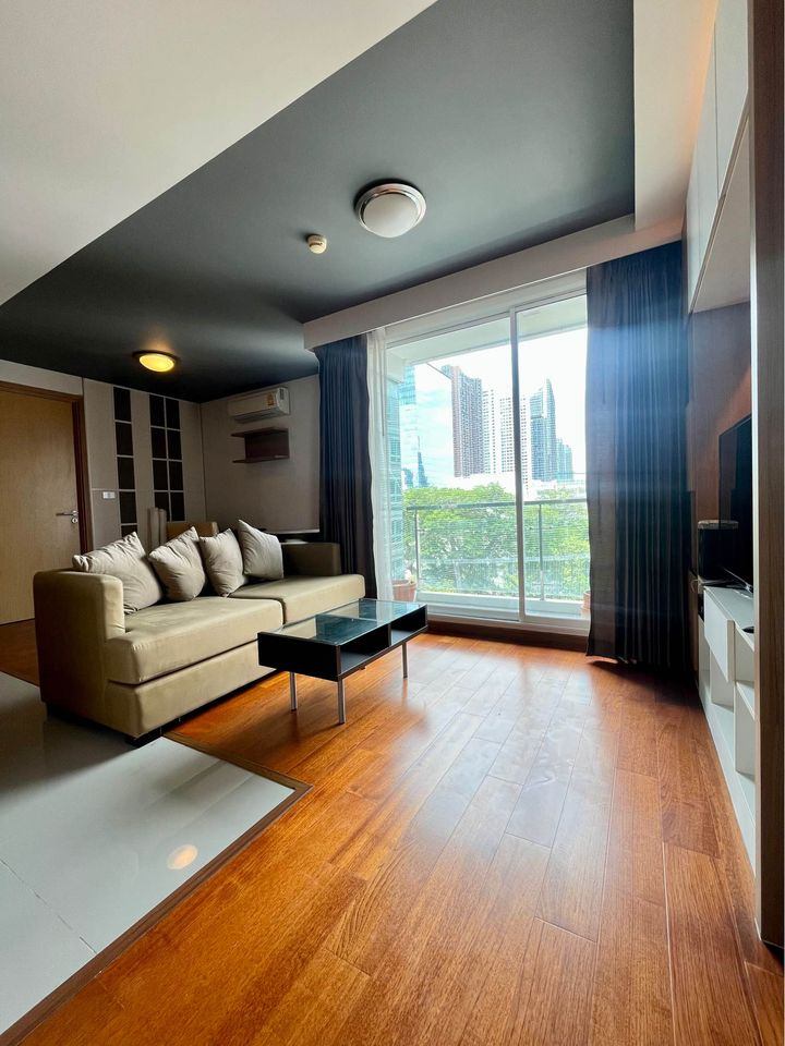 2 Bedroom Condo For Sale in Khlong Toei Nuea, Vadhana, Bangkok - Image 2