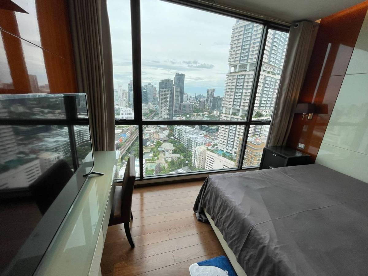 The Address Sukhumvit 28 - Image 2