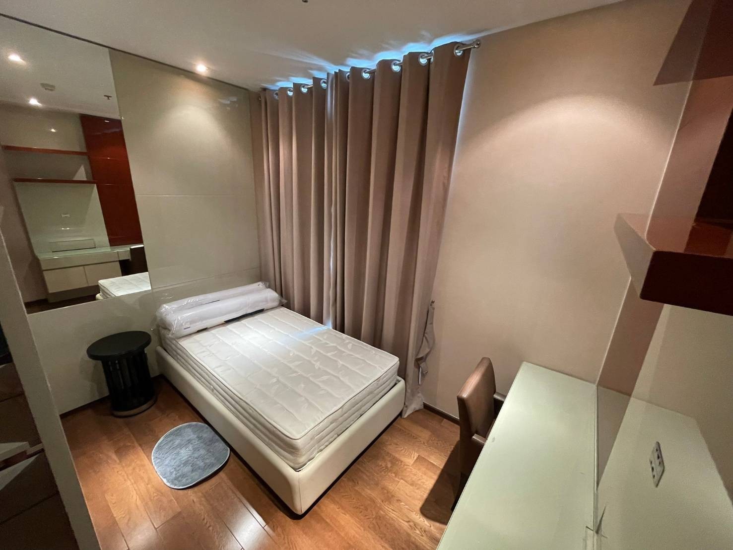 2 Bedroom Condo For Sale in Khlong Tan, Khlong Toei, Bangkok - Image 4