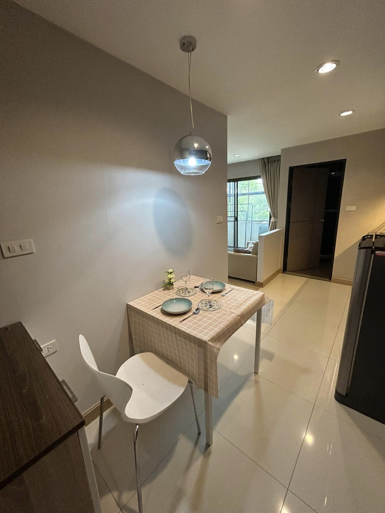 Airport Home Condo - Image 2