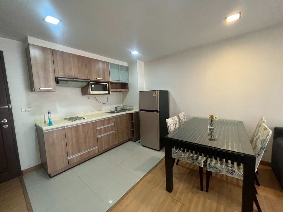 1 Bedroom Condo For Sale in Khlong Tan Nuea, Vadhana, Bangkok - Image 2