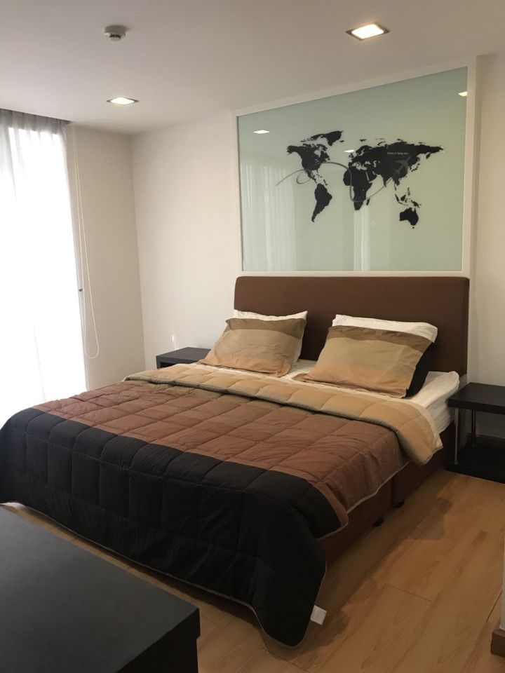 1 Bedroom Condo For Sale in Khlong Tan Nuea, Vadhana, Bangkok - Image 3
