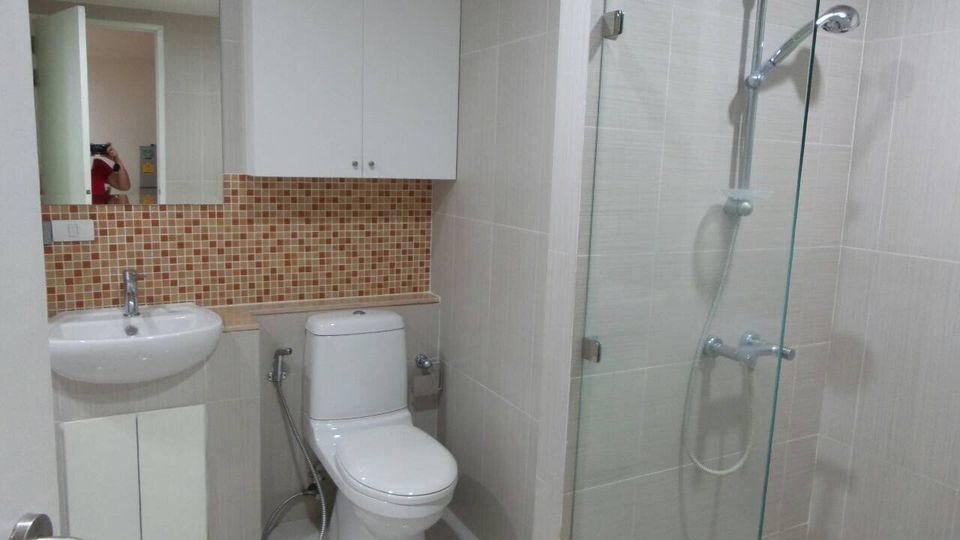 1 Bedroom Condo For Sale in Khlong Tan Nuea, Vadhana, Bangkok - Image 4
