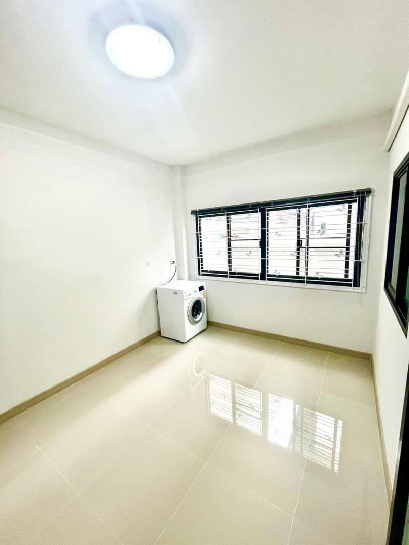 Jaikaew Arawan 31 - Image 6