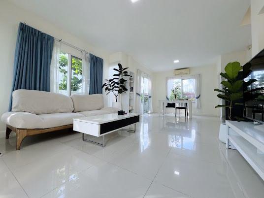 Land and Houses Park San Sai - Image 2